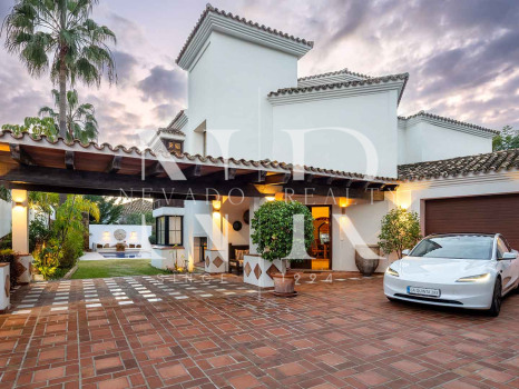 Villa en La Quinta completamente renovada en venta