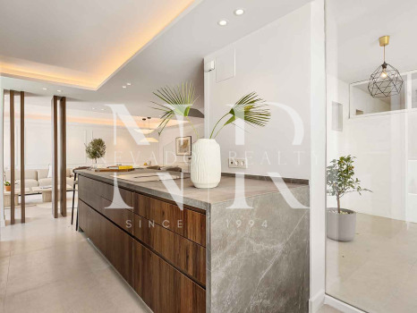 Completely refurbished townhouse in Las Cumbres de Marbella for sale