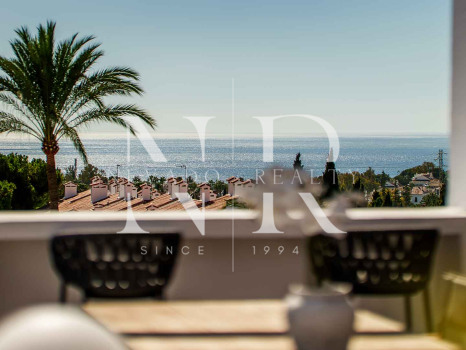 Completely refurbished townhouse in Las Cumbres de Marbella for sale