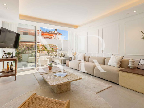 Completely refurbished townhouse in Las Cumbres de Marbella for sale