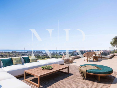 Newly built flat in Estepona East for sale