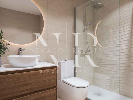 Newly built flat in Estepona East for sale