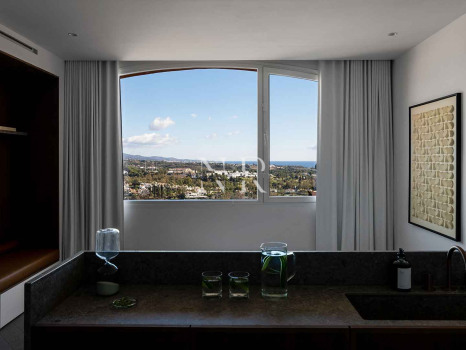 Ático en Urbanización Les Belvederes con vistas panorámicas en venta