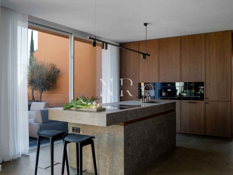 Ático en Urbanización Les Belvederes con vistas panorámicas en venta