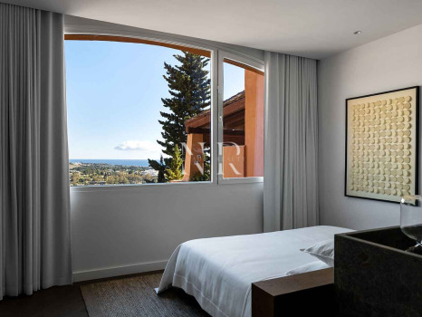 Ático en Urbanización Les Belvederes con vistas panorámicas en venta