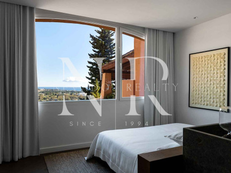 Ático en Urbanización Les Belvederes con vistas panorámicas en venta