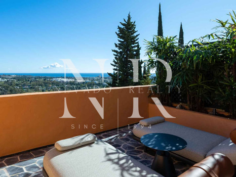 Ático en Urbanización Les Belvederes con vistas panorámicas en venta