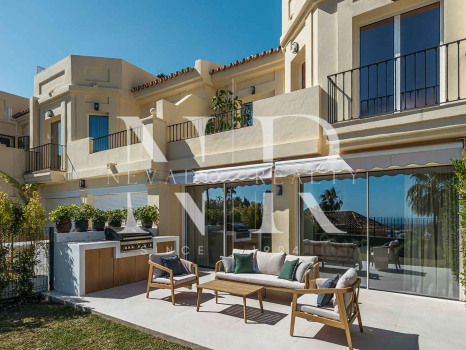 Adosada en Urbanización La Quinta Hills completamente renovada en venta