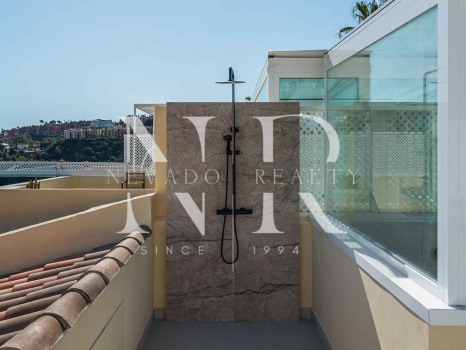 Adosada en Urbanización La Quinta Hills completamente renovada en venta