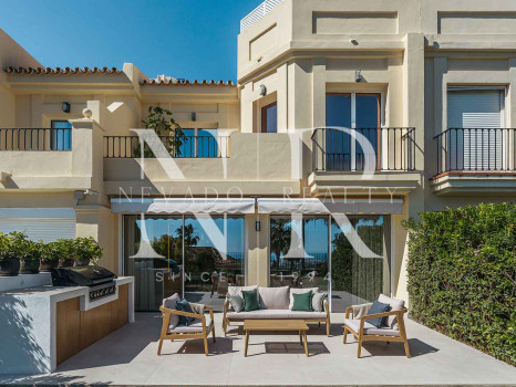 Adosada en Urbanización La Quinta Hills completamente renovada en venta
