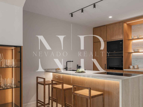 Adosada en Urbanización La Quinta Hills completamente renovada en venta