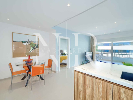 Penthouse entièrement rénové sur le Golden Mile