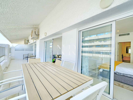 Penthouse entièrement rénové sur le Golden Mile