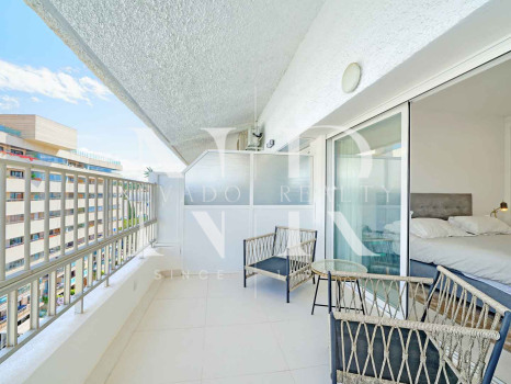 Penthouse entièrement rénové sur le Golden Mile