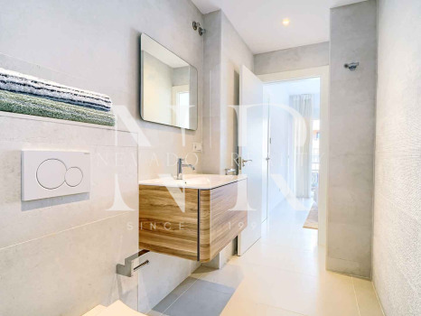 Penthouse entièrement rénové sur le Golden Mile