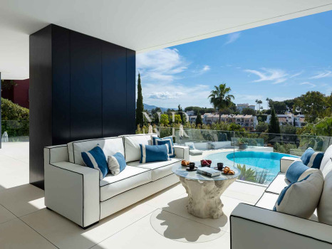 Villa in Urbanisation El Herrojo with panoramic views for sale