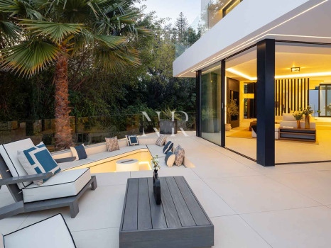 Villa in Urbanisation El Herrojo with panoramic views for sale
