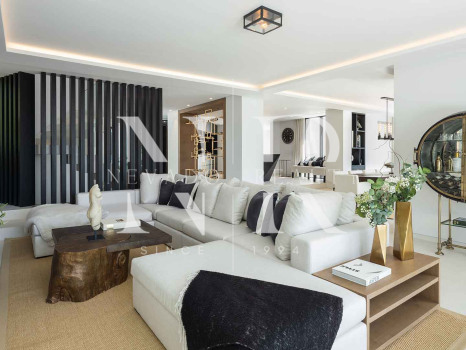 Villa en Urbanización El Herrojo con vistas panorámicas en venta