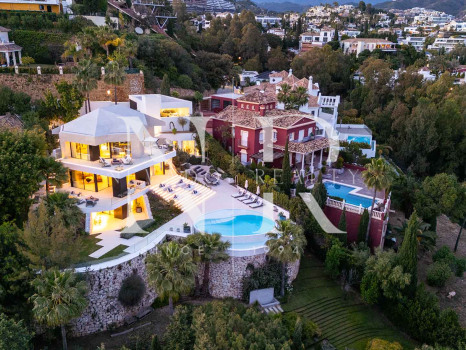 Villa en Urbanización El Herrojo con vistas panorámicas en venta