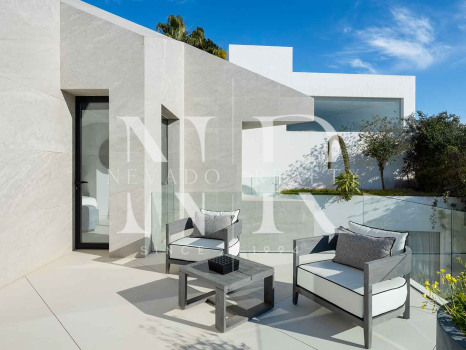 Villa en Urbanización El Herrojo con vistas panorámicas en venta