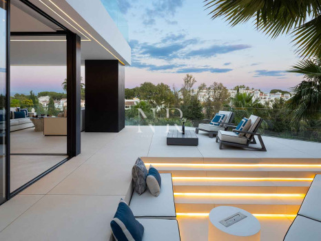 Villa in Urbanisation El Herrojo with panoramic views for sale