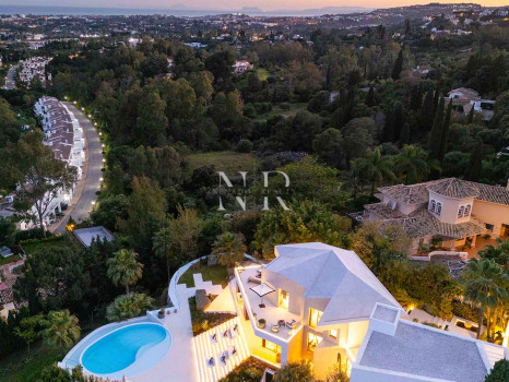 Villa in Urbanisation El Herrojo with panoramic views for sale
