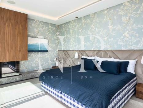 Villa en Urbanización El Madroñal con vistas panorámicas en venta