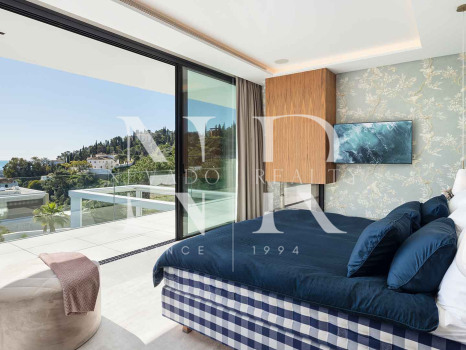 Villa en Urbanización El Madroñal con vistas panorámicas en venta