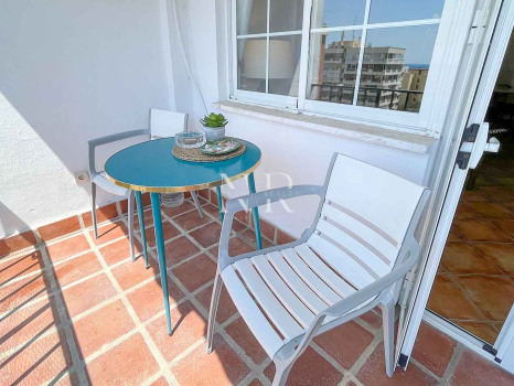 Renovated apartment on Ricardo Soriano with sea views for short-term rental.