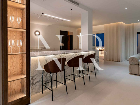 Penthouse à vendre dans le lotissement La Quinta Village avec vue sur la mer