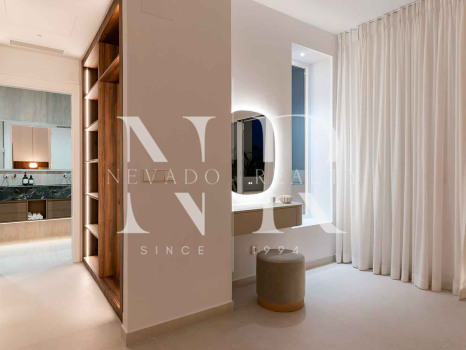 Penthouse à vendre dans le lotissement La Quinta Village avec vue sur la mer