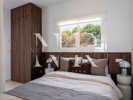 Penthouse à vendre dans le lotissement La Quinta Village avec vue sur la mer