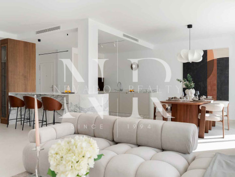 Penthouse à vendre dans le lotissement La Quinta Village avec vue sur la mer