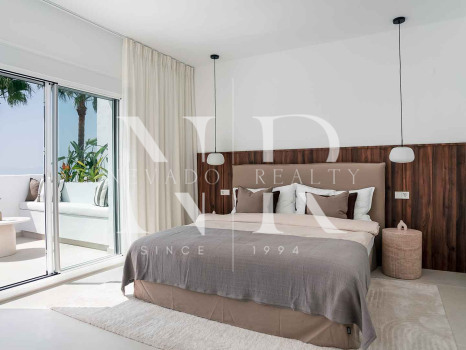 Penthouse à vendre dans le lotissement La Quinta Village avec vue sur la mer