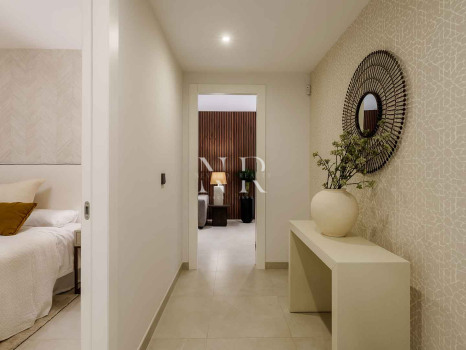 Maison jumelée à vendre dans l'urbanisation Banús Bay, à quelques minutes de la plage