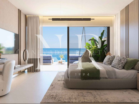 Ático en Manilva Beach en primera línea de playa en venta