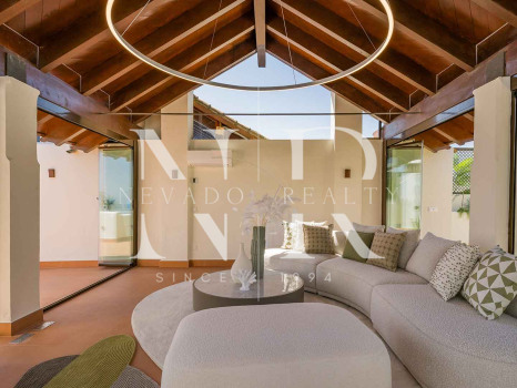 Penthouse en bord de mer à vendre dans le complexe Bahía del Velerín