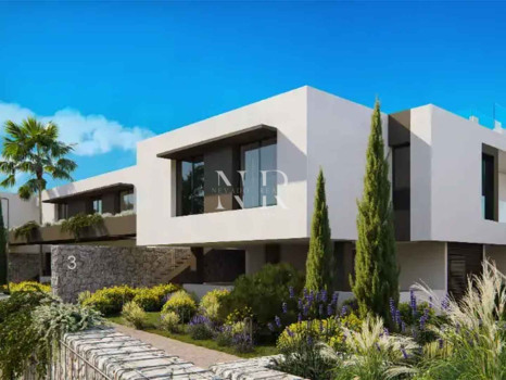 Villa jumelée en construction à Santa Clara Golf avec vue mer à vendre