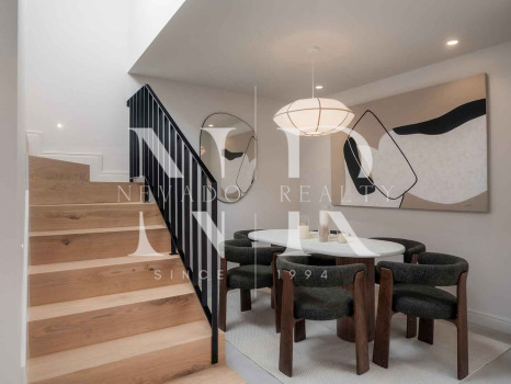 Penthouse entièrement rénové à vendre dans le complexe résidentiel Alminar de Marbella