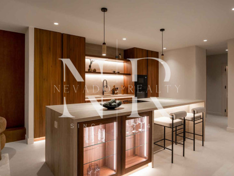 Penthouse entièrement rénové à vendre dans le complexe résidentiel Alminar de Marbella