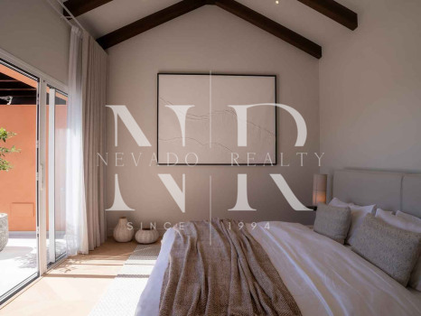 Penthouse entièrement rénové à vendre dans le complexe résidentiel Alminar de Marbella