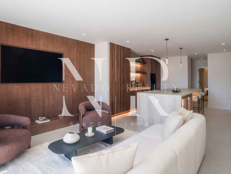 Penthouse entièrement rénové à vendre dans le complexe résidentiel Alminar de Marbella