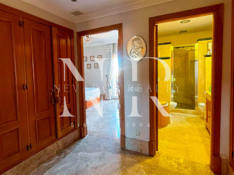Villa jumelée à vendre dans le lotissement Santa Clara Golf avec vue sur la mer