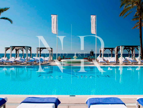 Villa jumelée à vendre dans le lotissement Santa Clara Golf avec vue sur la mer