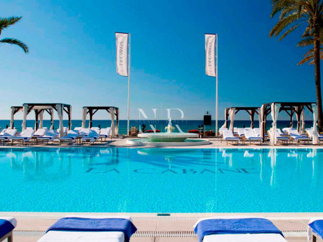 Villa jumelée à vendre dans le lotissement Santa Clara Golf avec vue sur la mer