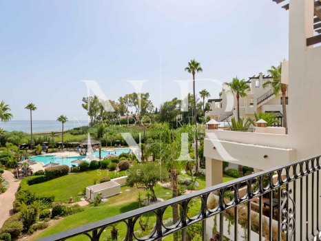 Appartement à vendre dans le complexe résidentiel Bahía del Velerín, en première ligne de plage