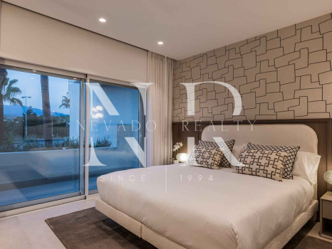 Appartement à vendre dans le complexe résidentiel Bahía del Velerín, en première ligne de plage