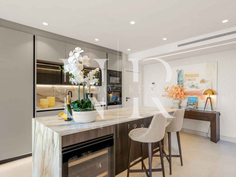 Appartement à vendre dans le complexe résidentiel Bahía del Velerín, en première ligne de plage