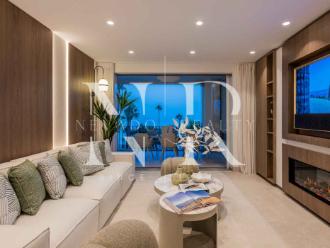 Appartement à vendre dans le complexe résidentiel Bahía del Velerín, en première ligne de plage