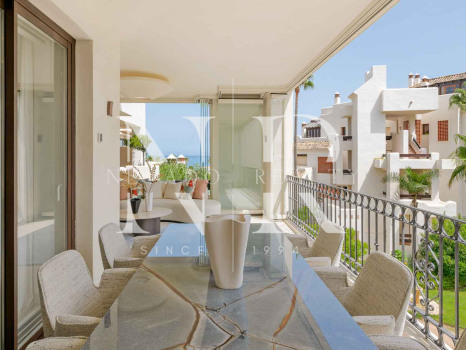 Appartement à vendre dans le complexe résidentiel Bahía del Velerín, en première ligne de plage